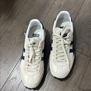 Onitsuka Tiger Beige and Navy Sneakers EDR 78